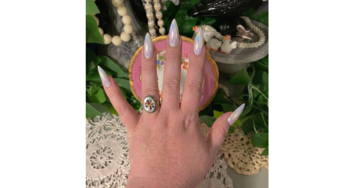 Vintage Deadstock Mother of Pearl Ring size 8.5